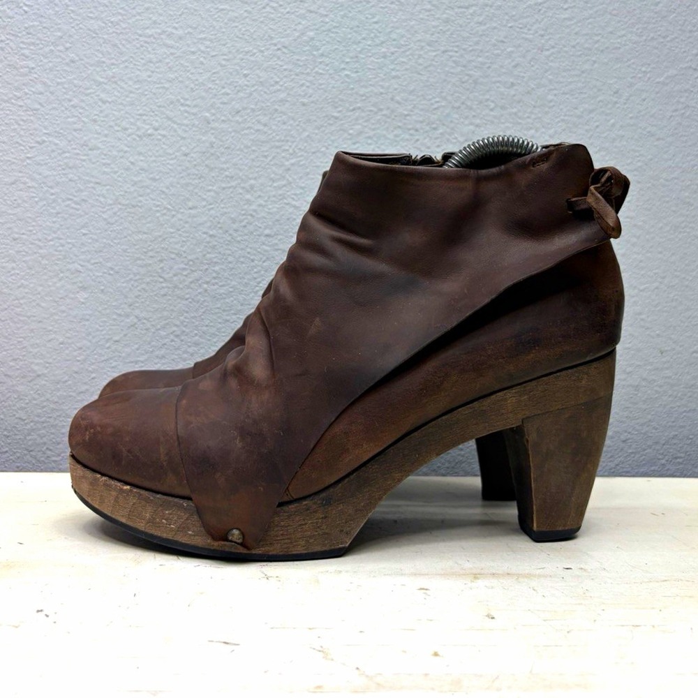 Coclico Brown Leather Ndakinna Clogs Size 39